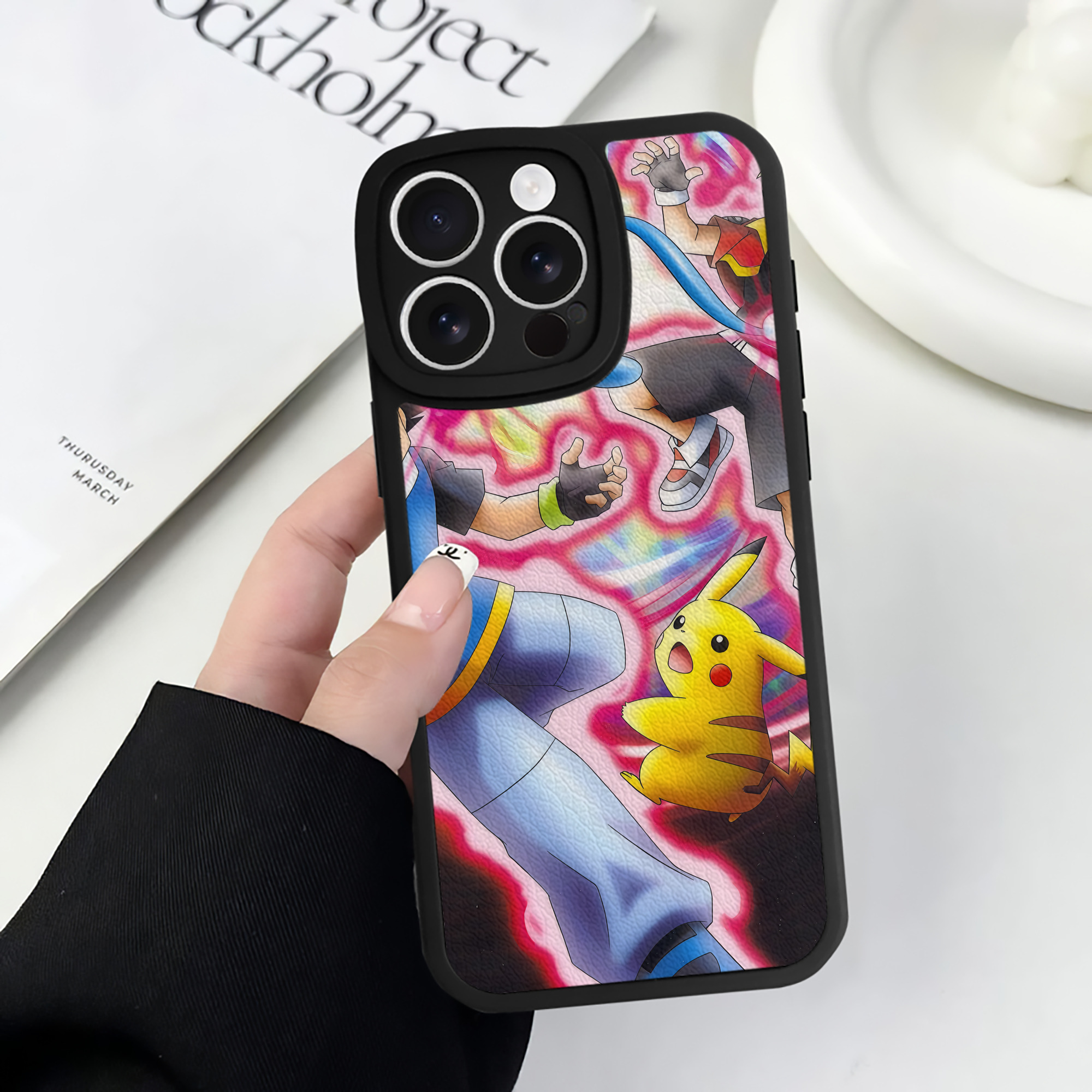 （画像用） ポケットモンスター Pokémon 【iPhone 16シリーズ対応】シリコンスマホケース（レザー調） 材質：シリコン